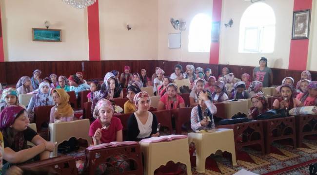Gelibolu Camilerinde ve Kur’an Kurslarında Çocuk Sesi