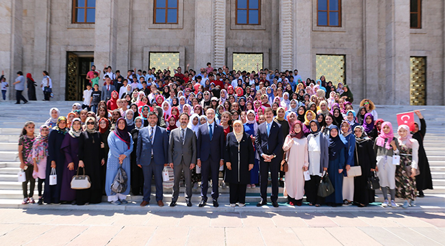 TDV'Kamp öğrencilerden TBMM'ye ziyaret