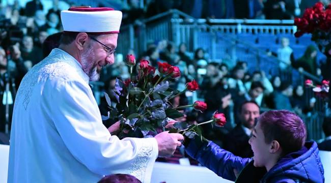 Mevlid-i Nebi coşkusu İstanbul'da başladı