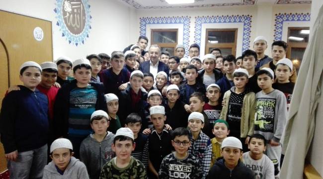 Müftü Sezik'ten gençlere ev ödevi