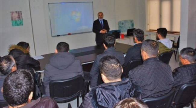 Müftülükten yükümlülere seminer