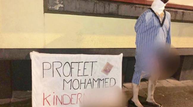 Hollanda’da camiye saldırı