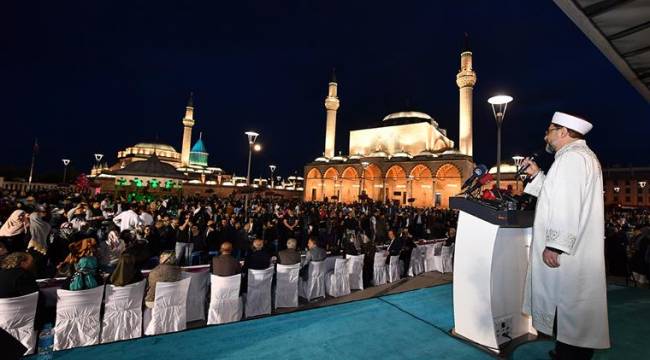 Başkan Erbaş, Konyalılarla iftar sofrasında buluştu