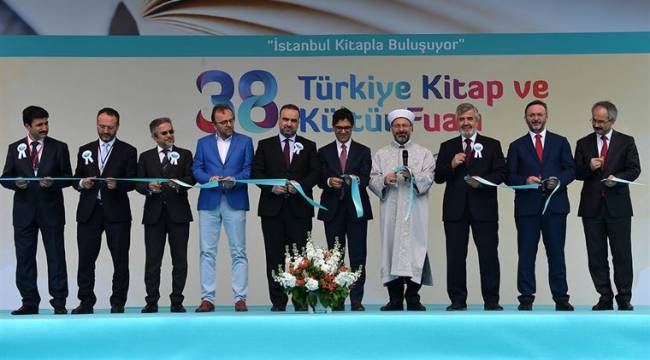 İstanbul’da "38. Türkiye Kitap ve Kültür Fuarı" açıldı