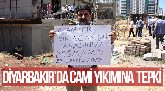 Diyarbakır'da Cami Yıkımına Tepki