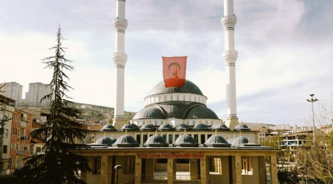 Kernek Karagözlüler Cami ibadete açıldı