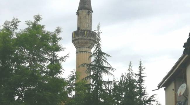 Tokat'ta Caminin Minaresine Yıldırım düştü