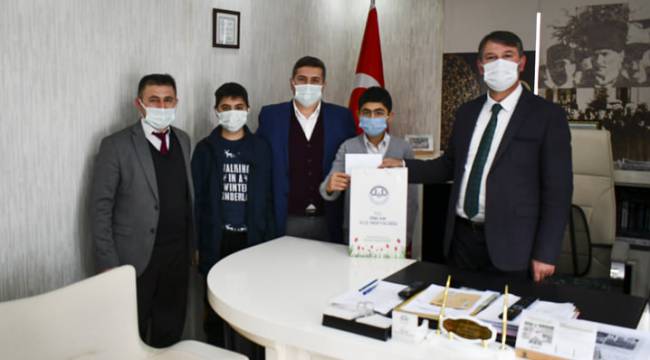 Sincan'da dereceye giren Öğrenciler ödüllendirildi