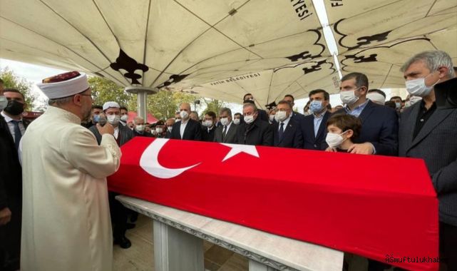  Özdemir Bayraktar son yolculuğuna uğurlandı