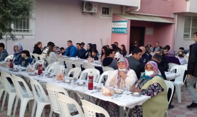 Ortaca’da öğrenciler iftarda buluştu