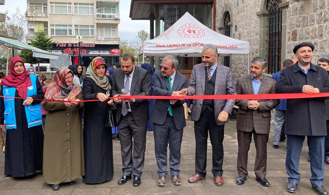 Rize'de 'Hayır Çarşısı' kuruldu