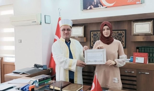 Ukrayna vatandaşı Kukykova Müslüman oldu