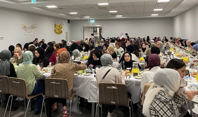 Üniversite öğrencileri iftarda buluştu